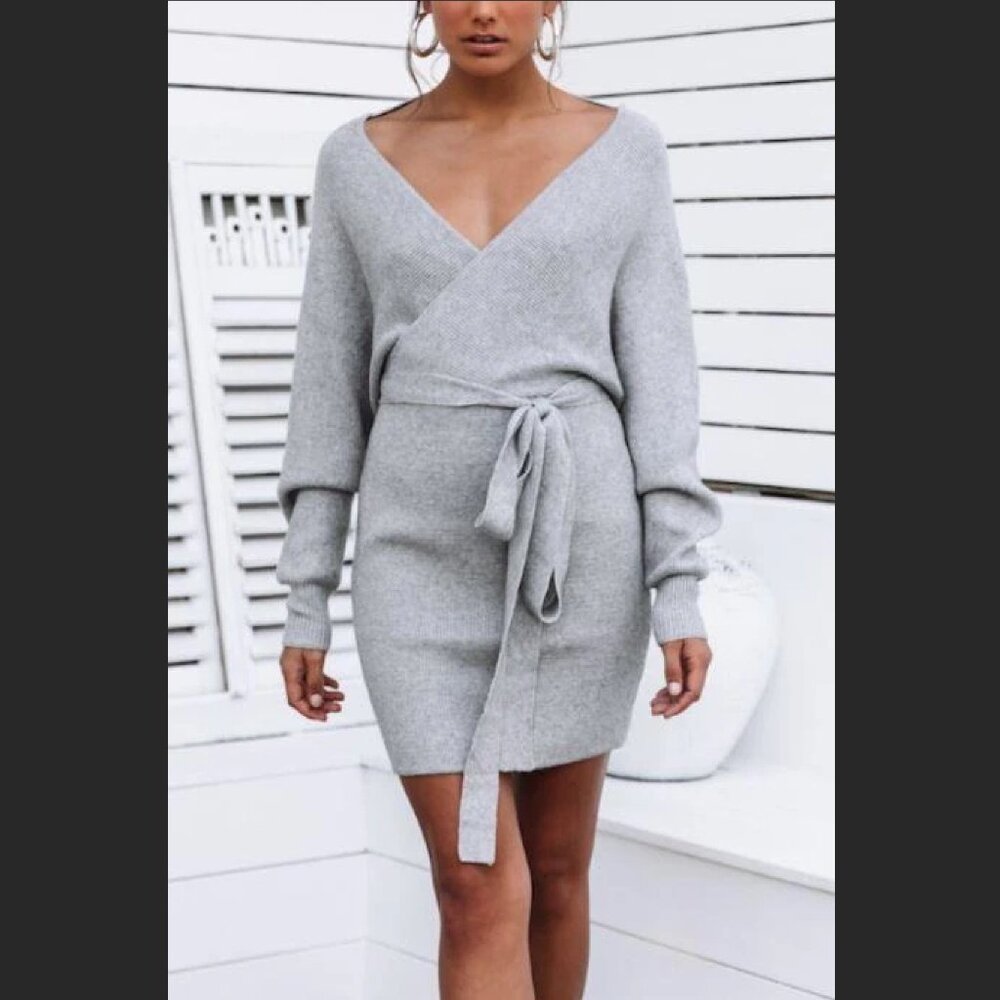 Saints + Secrets sweater dress XS